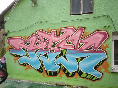 Graffiti Wall - Photo by Meckes