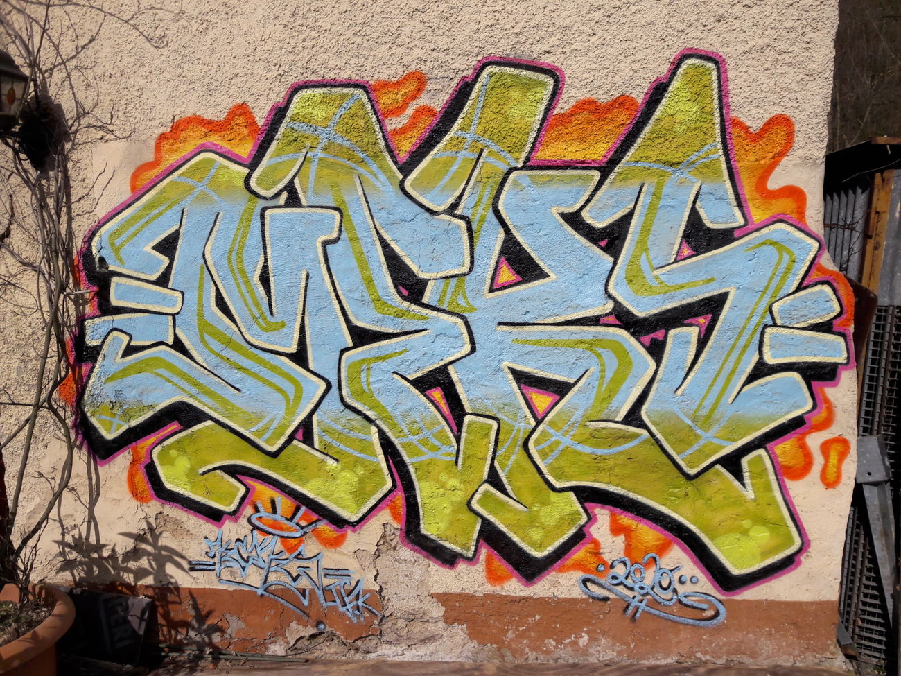 Graffiti Wall - Photo by Meckes