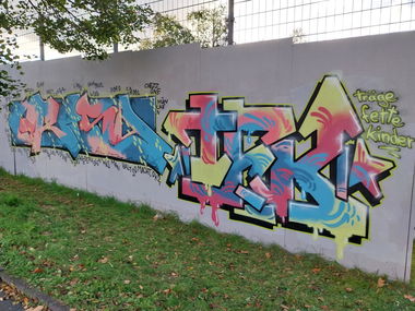 Graffiti Wall - Photo by Meckes