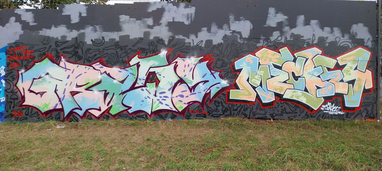 Graffiti Wall - Photo by Meckes