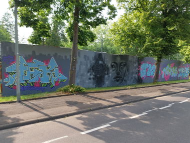 Graffiti Wall - Photo by Meckes