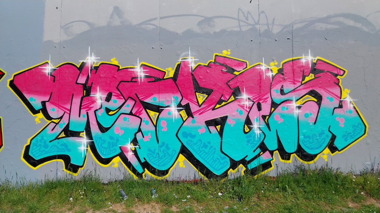 Graffiti Wall - Photo by Meckes
