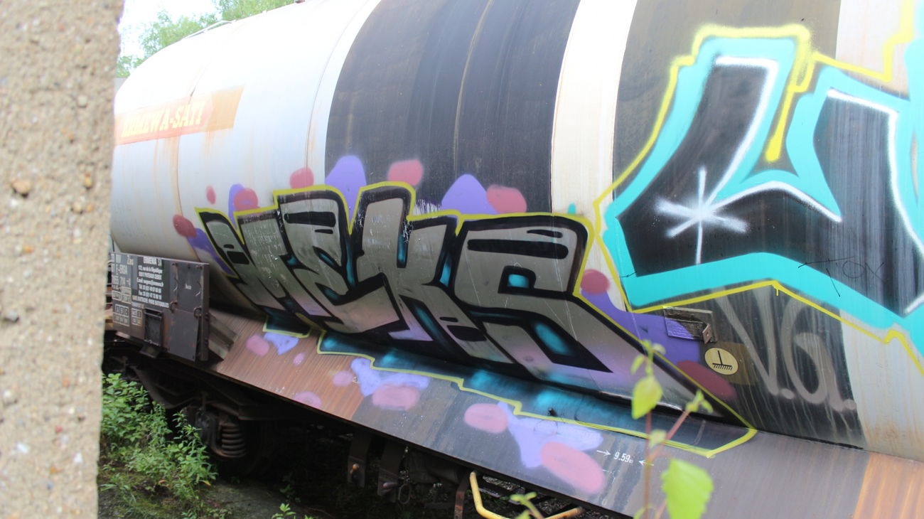 Graffiti Wall - Photo by Meks1 - meks, leipzig, train (2017)