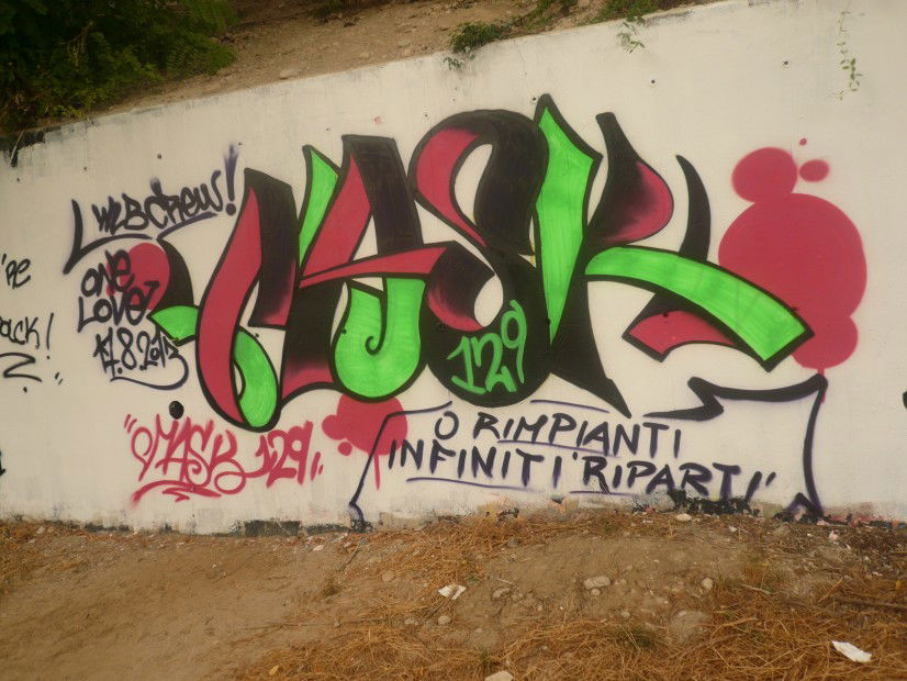 Graffiti Wall - Photo by Melamaskeri129 (2013)