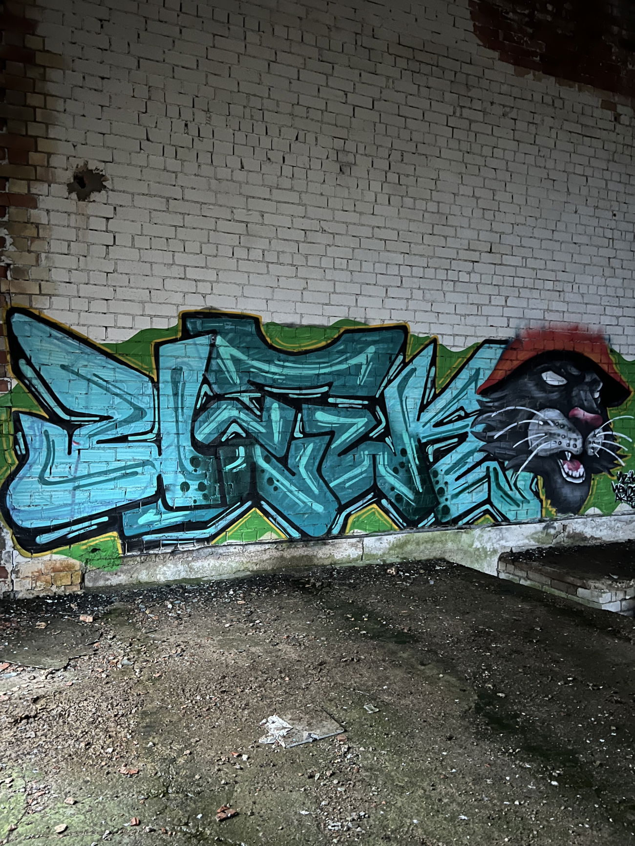 Graffiti Wall - Photo by Melanholy - Graffiti