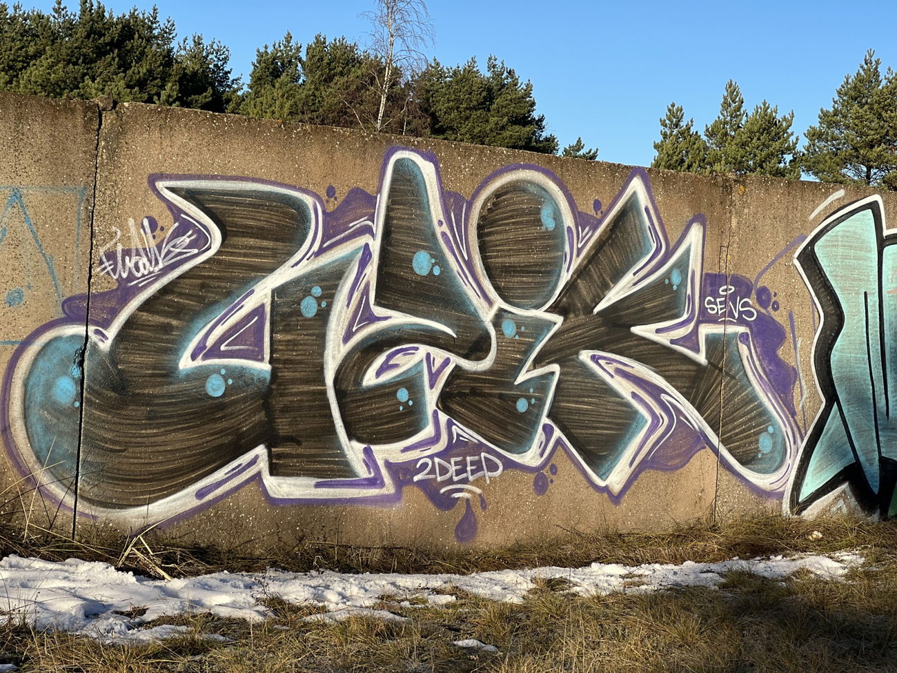 Graffiti Wall - Photo by Melanholy