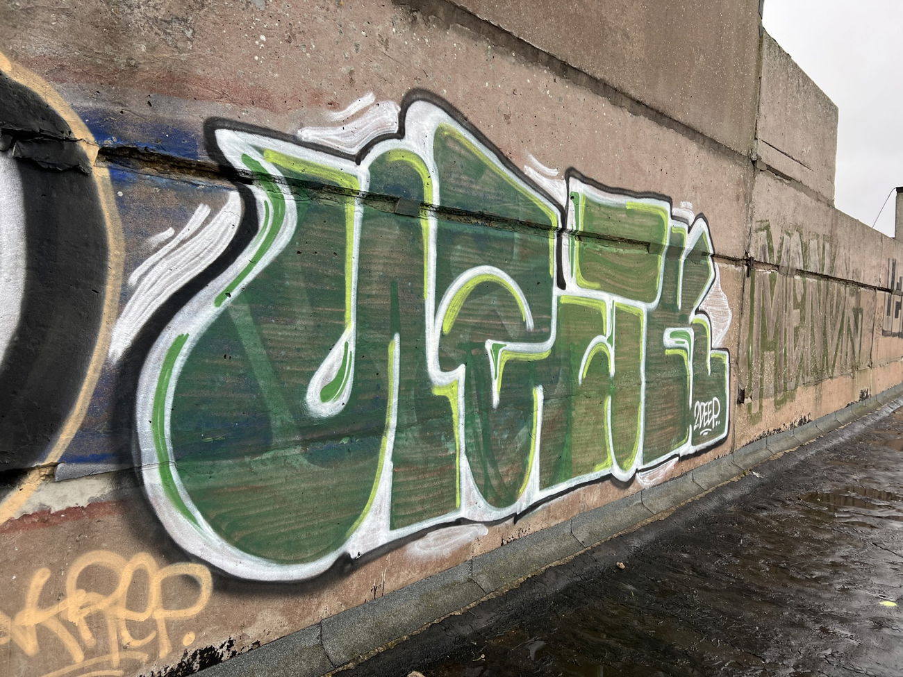 Graffiti Wall - Photo by Melanholy