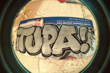 Graffiti Artwork - Photo by Melanholy