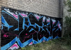 Graffiti Artwork - Photo by Melanholy