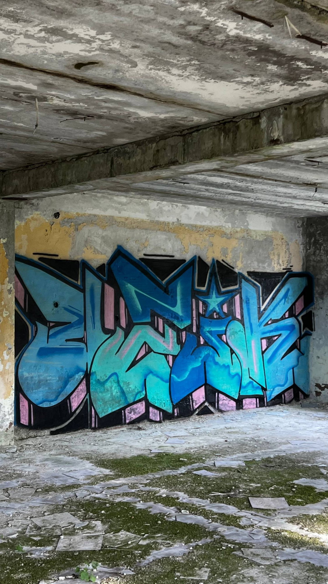 Graffiti Artwork - Photo by Melanholy