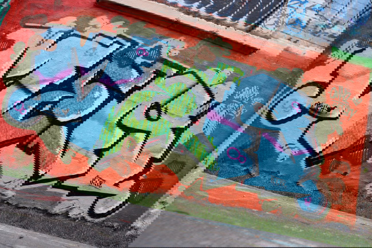 Graffiti Wall - Photo by MeraOne - omak, hesky, 219 (2013)