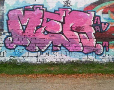 Graffiti Wall - Photo by MeraOne - mer, mera, 219 (2013)