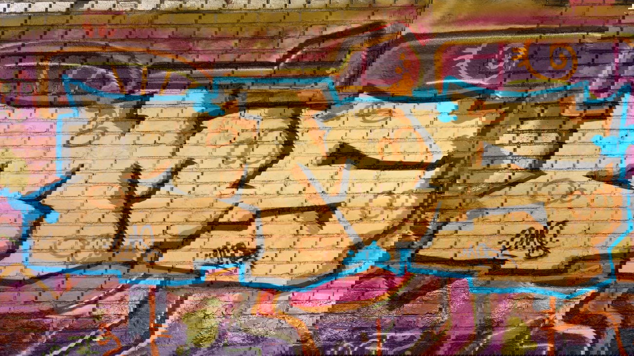 Graffiti Wall - Photo by MeraOne - mera, oms (2014)