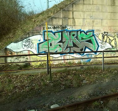 Graffiti Wall - Photo by MeraOne - oms (2014)