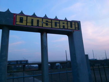 Graffiti Street Art - Photo by MeraOne - oms, oms, crew (2014)