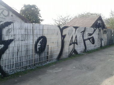 Graffiti Bombing - Photo by MeraOne - oms, leipzig (2014)