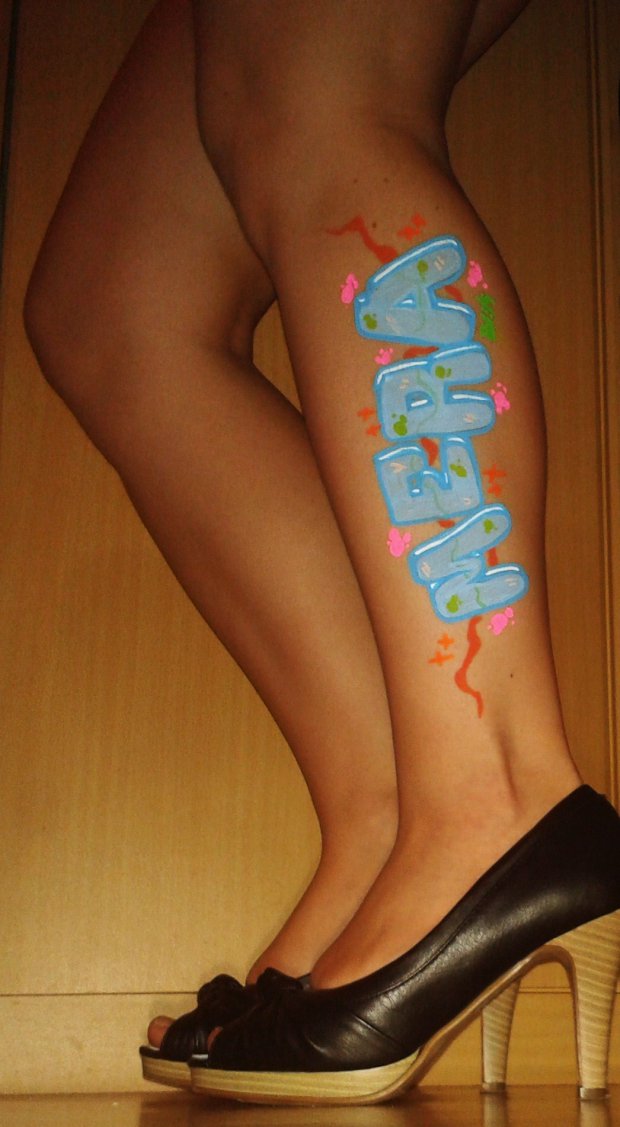 Graffiti Artwork - Photo by MeraOne - mera, girl, bodypaint (2012)