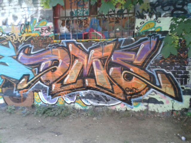 Graffiti Wall - Photo by MeraOne - oms (2014)