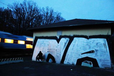 Graffiti Bombing in Prague - Photo by Merccye - nacrew