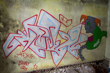 Graffiti Wall - Photo by Merz_3