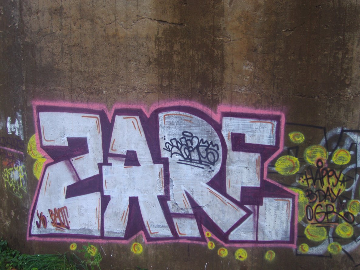 Graffiti Wall - Photo by MeskOne (2014)