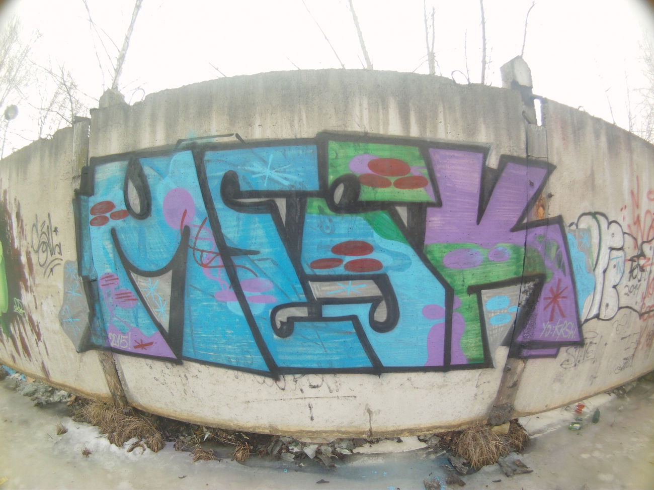 Graffiti Bombing in Полоцк - Photo by MeskOne - mesk, belarus, graffiti (2014)