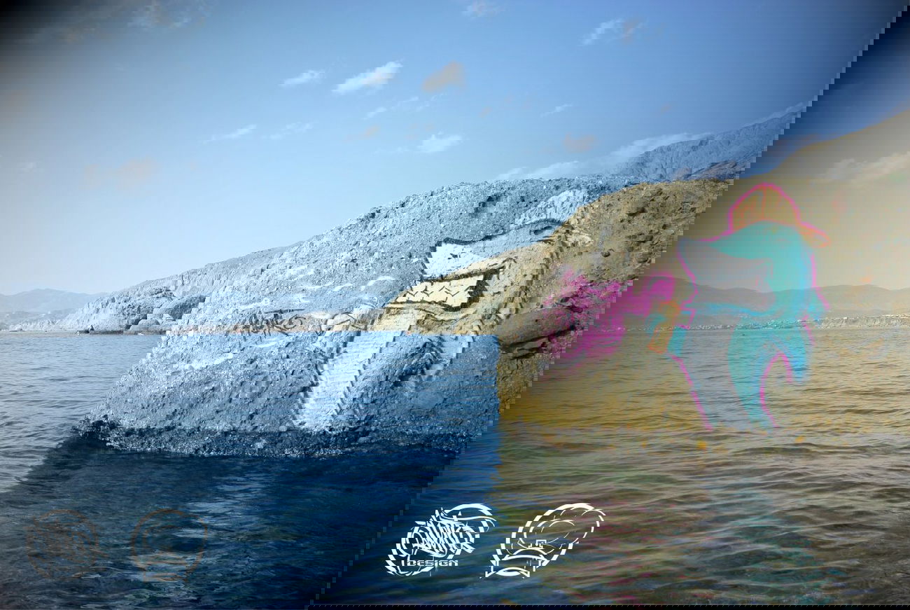 Graffiti Street Art in Sudak - Photo by Metko (2013)