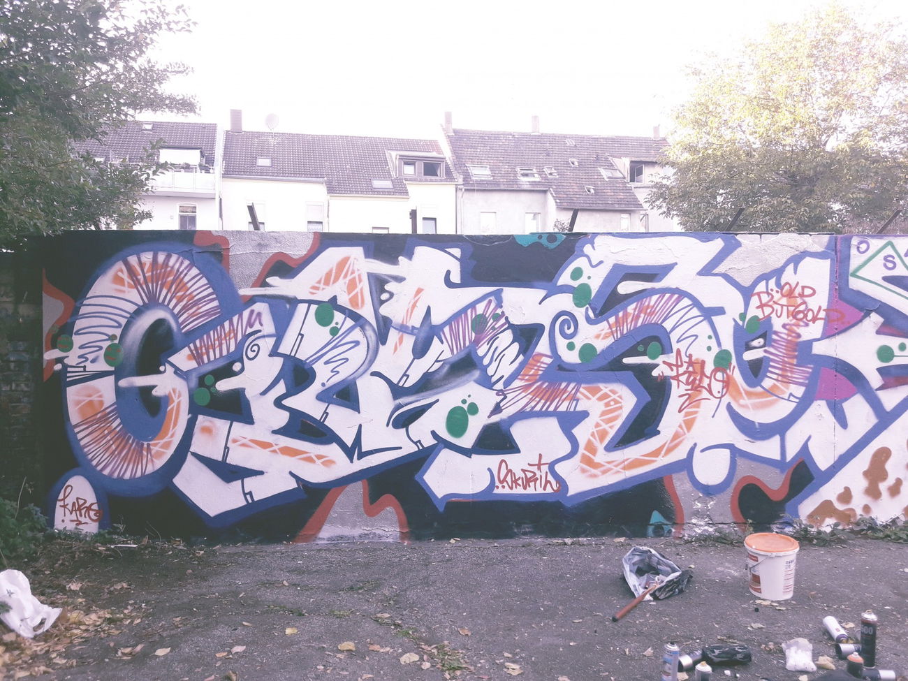 Graffiti Wall - Photo by MettMitZett - SKURIL, SKUR