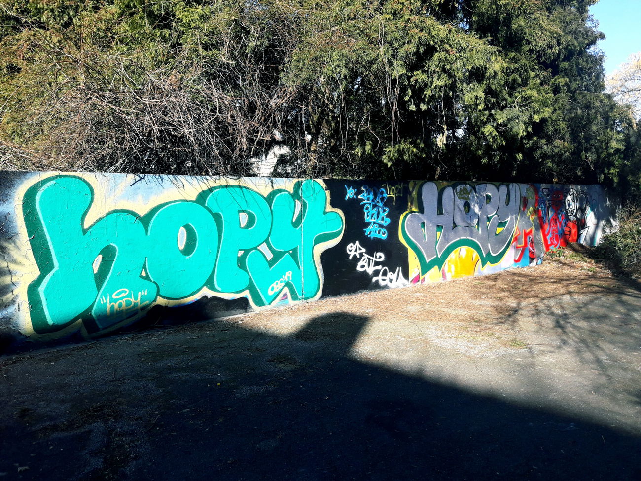 Graffiti Wall - Photo by MettMitZett