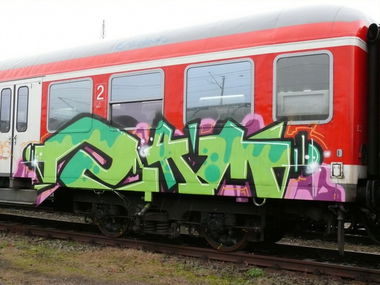 Graffiti Train - Photo by Meyerundschmidt - zam