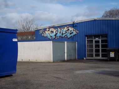 Graffiti Bombing in Lübeck - Photo by Meyerundschmidt - iqusb