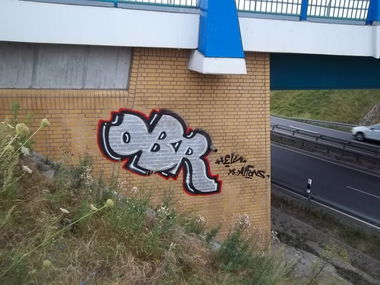 Graffiti Bombing - Photo by Meyerundschmidt - Obr (2013)