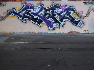 Graffiti Wall - Photo by Meyerundschmidt