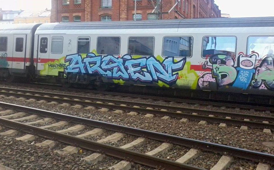 Graffiti Train - Photo by Meyerundschmidt - Arsen (2013)