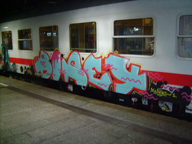Graffiti Train - Photo by Meyerundschmidt - Borey (2013)