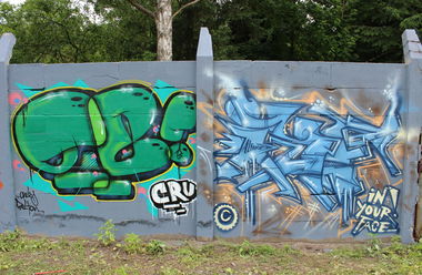 Graffiti Bombing - Photo by Meyerundschmidt - Ob, Iyf, inyourface (2013)