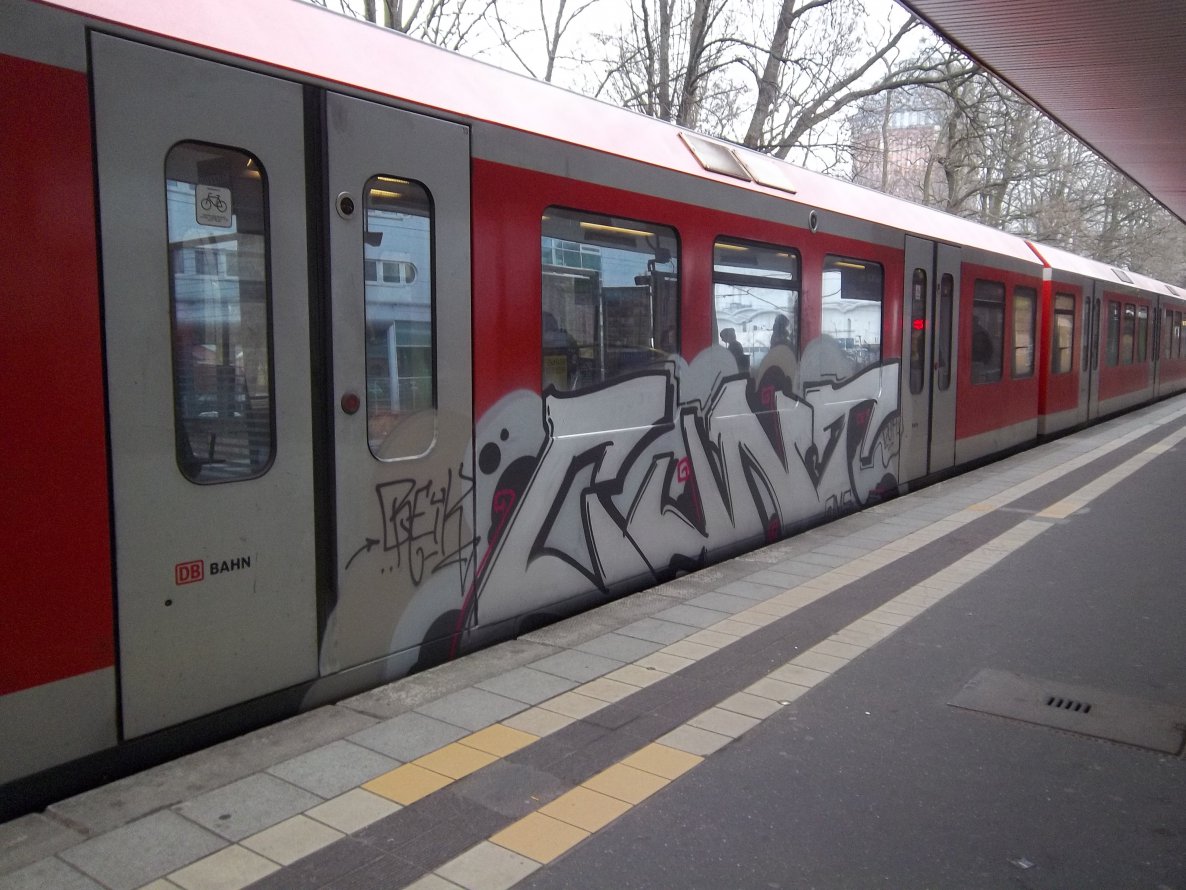 Graffiti Train - Photo by Meyerundschmidt - Cunt (2014)