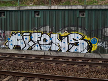 Graffiti Bombing - Photo by Meyerundschmidt - Alfons (2014)