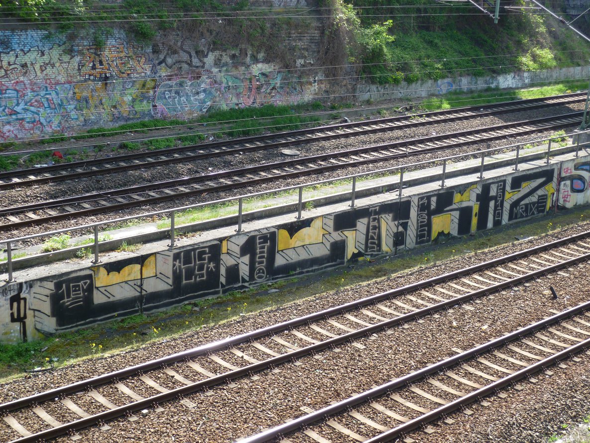 Graffiti Wall - Photo by Meyerundschmidt - Ultraz, Berlin (2010)