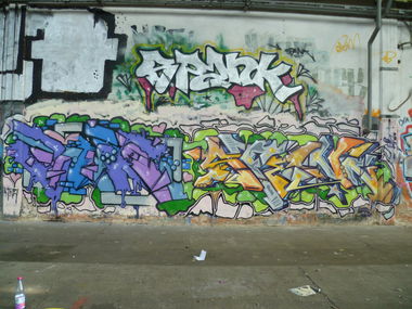 Graffiti Wall - Photo by Meyerundschmidt - Spank, Spenk, Fine (2014)
