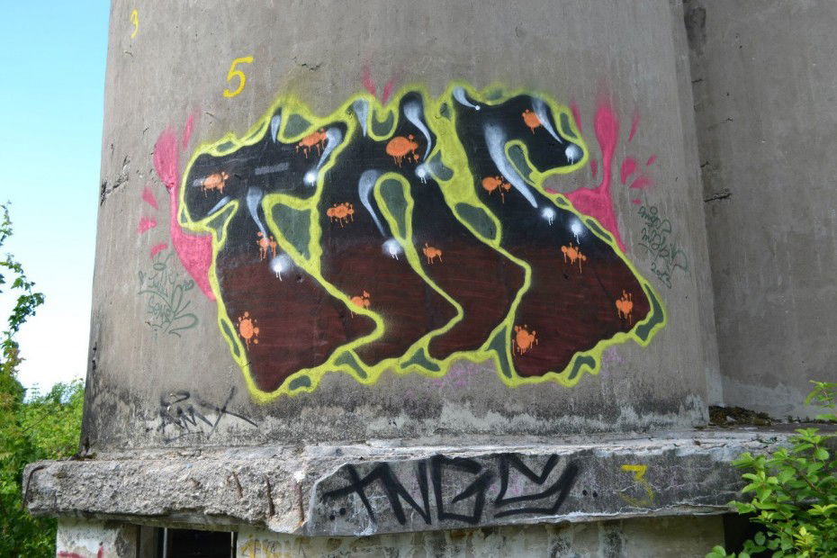 Graffiti Wall - Photo by MiaksTngs