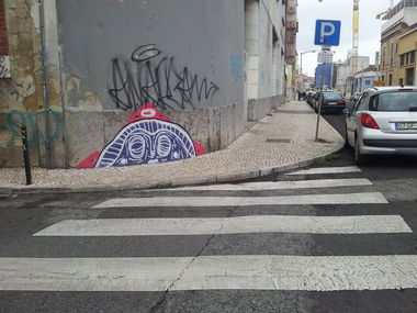 Graffiti Bombing in Lissabon - Photo by MigMig