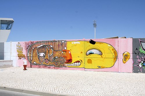Graffiti Wall in Quarteira - Photo by MigMig