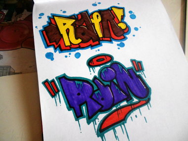 Graffiti Sketch - Photo by Miglanc