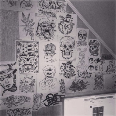 Graffiti Sketch - Photo by MikiRase