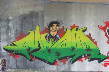 Graffiti Wall - Photo by Mind21
