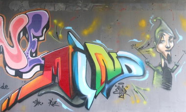Graffiti Wall - Photo by Mind21