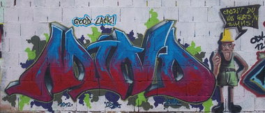 Graffiti Wall - Photo by Mind21