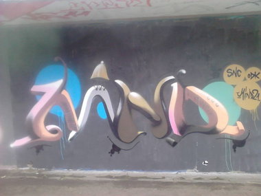Graffiti Wall - Photo by Mind21 - mind21 (2014)
