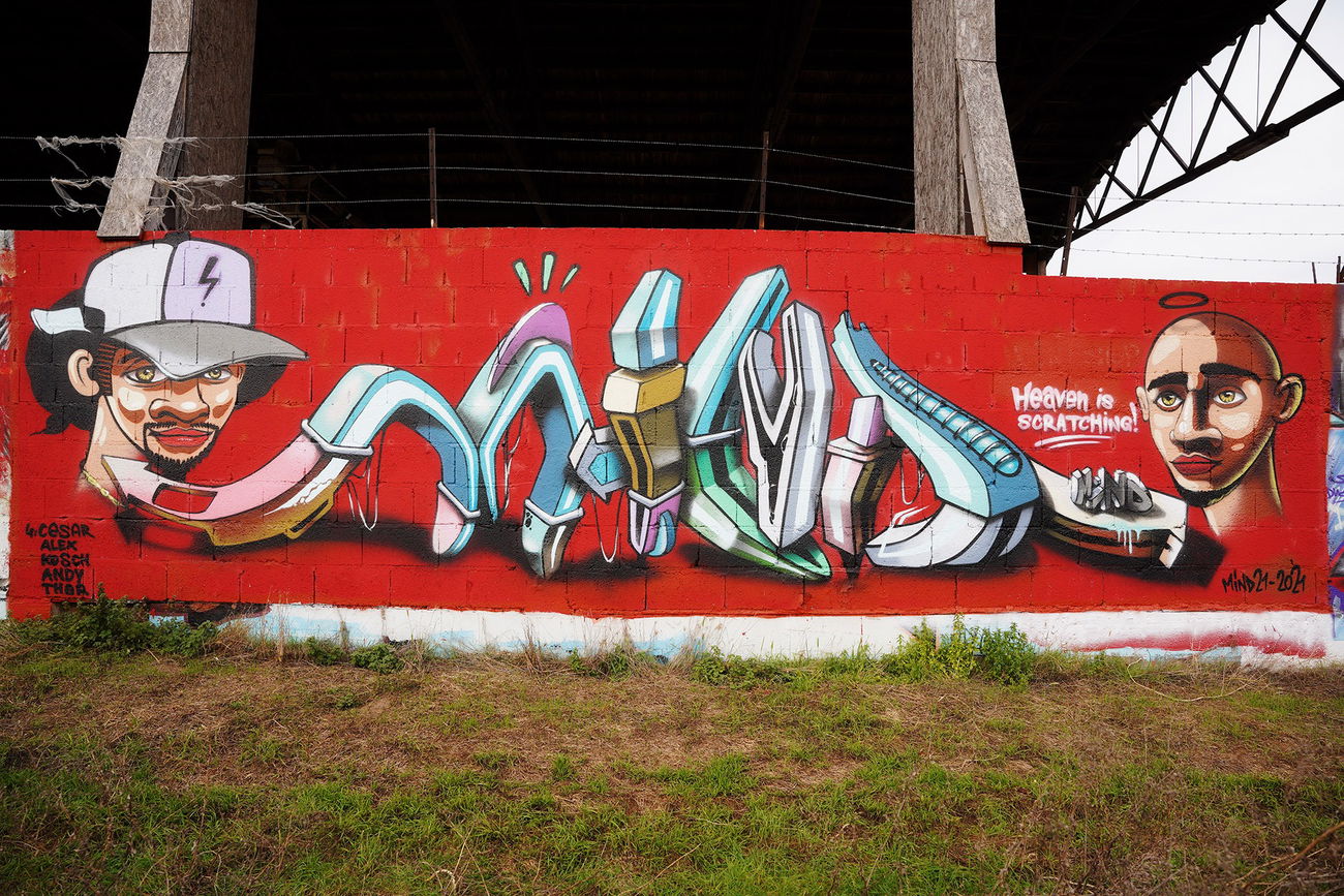 Graffiti Wall - Photo by Mind21